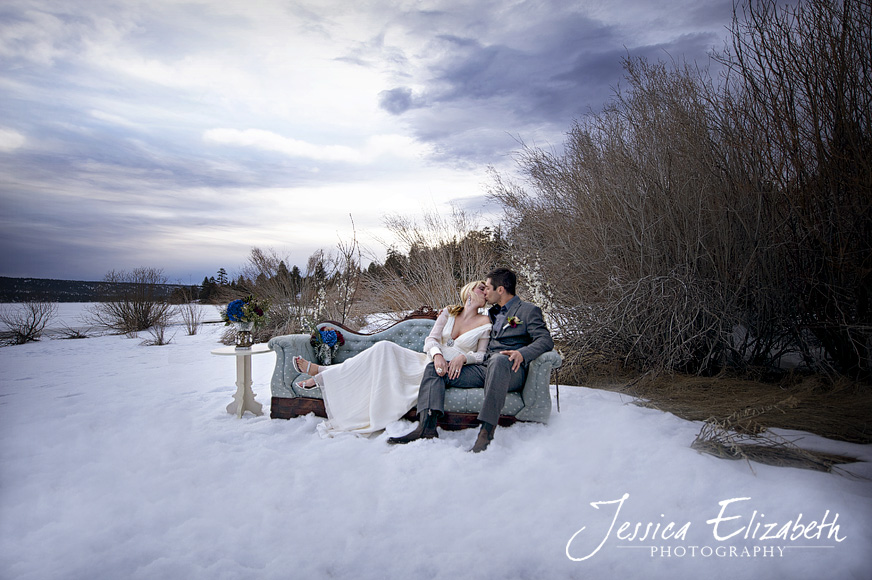 Jessica_Elizabeth_Photography_Big_Bear_Lake_Sky_Snow_Winter_Romance.jpg