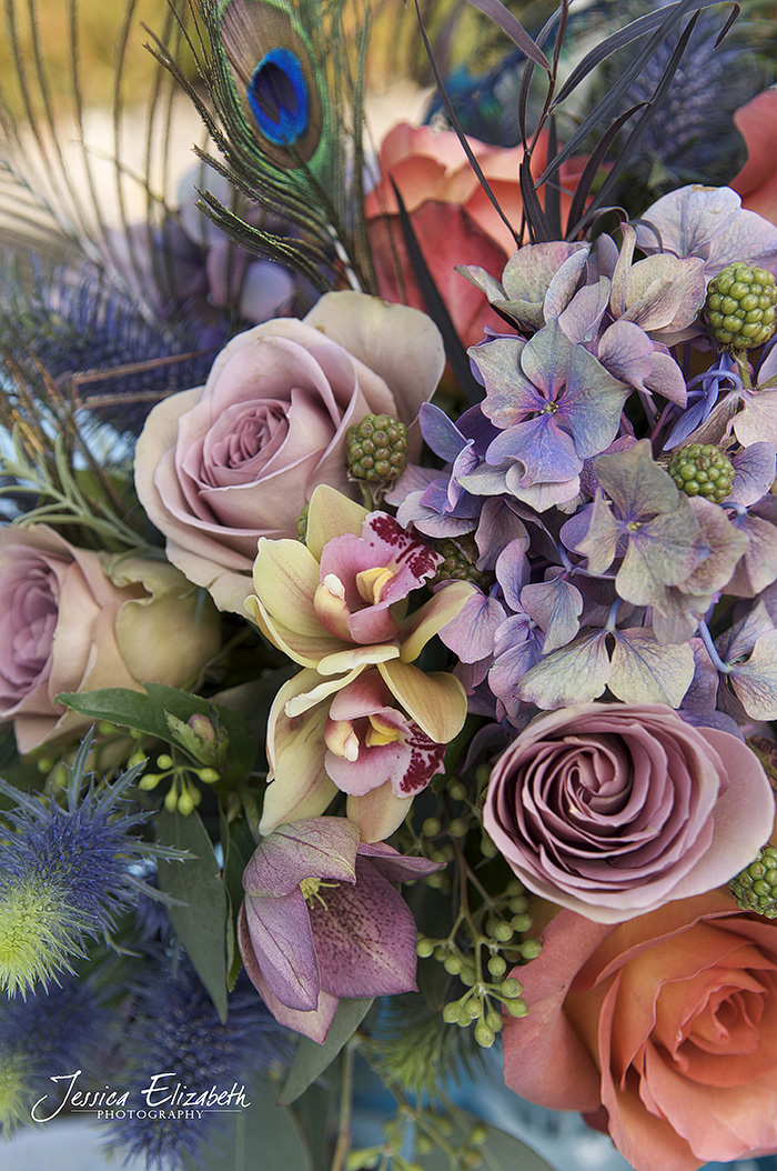 Ponte_Winery_Wedding_Photography_Close_Up_Peacock_Florals_szBl.jpg